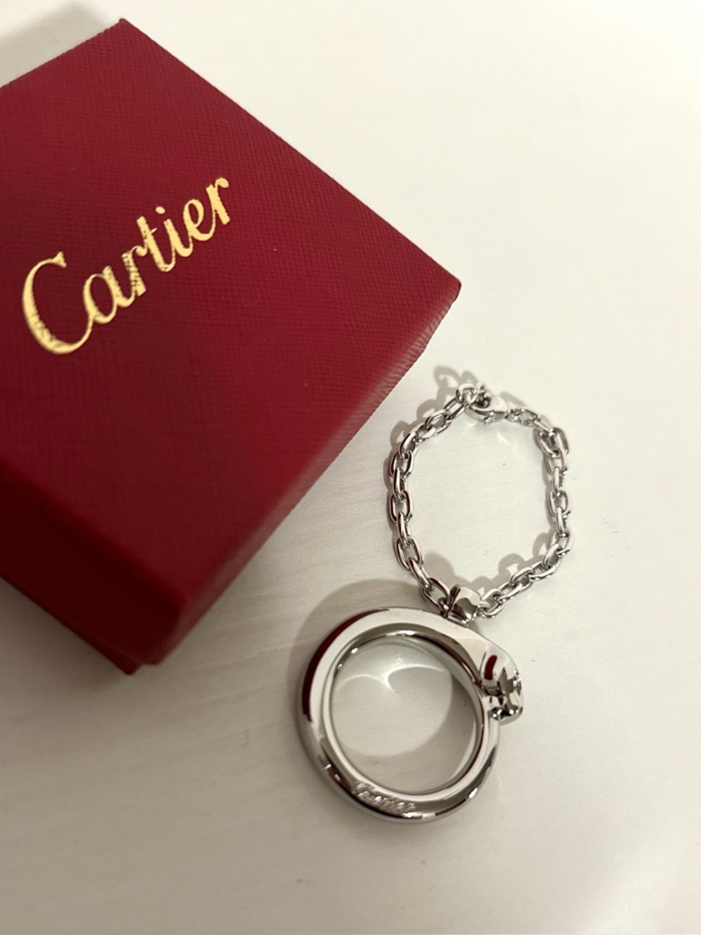 CARTIER silver-tone Panthère Key Ring with Chain - Picture 2 of 5